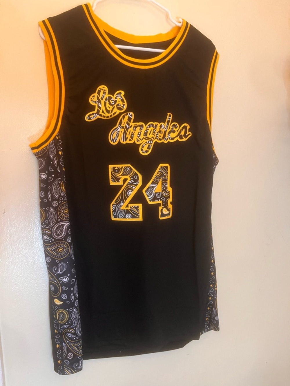 paisley bryant  embroidered los Angeles jersey